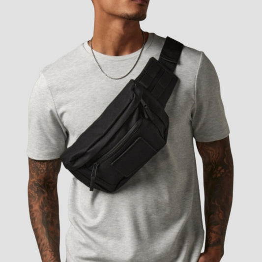 Brusttasche mit Klett