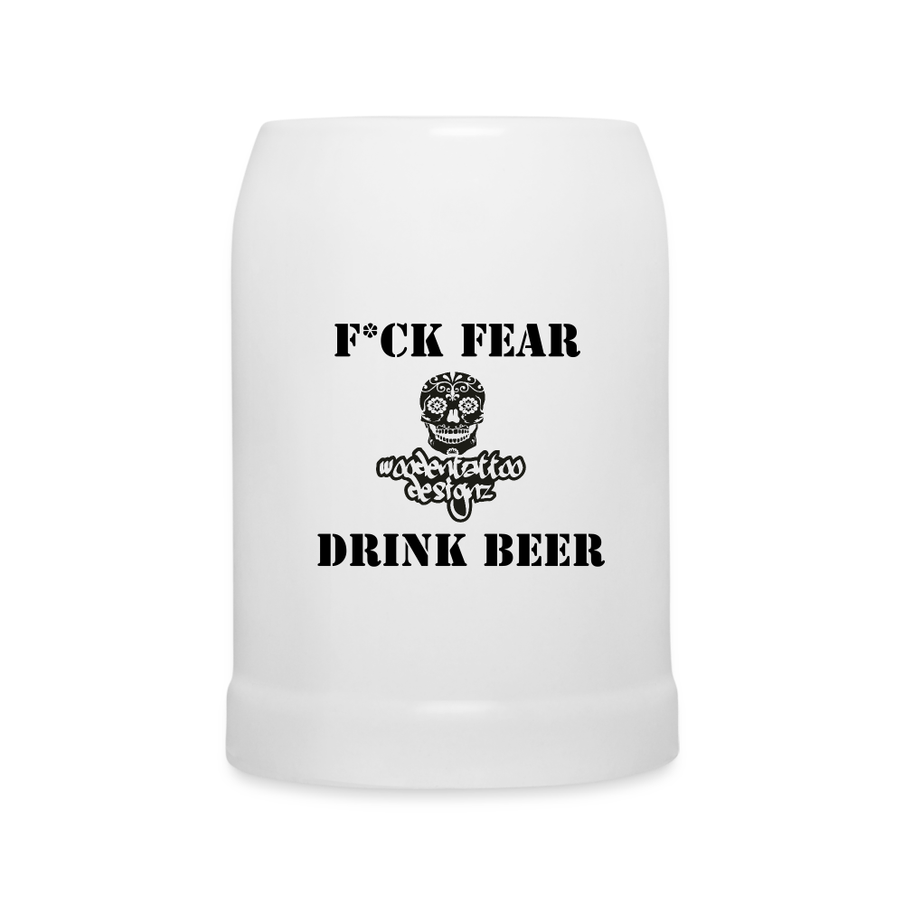 Woodentattoo F*CK FEAR (Bierkrug) - weiß